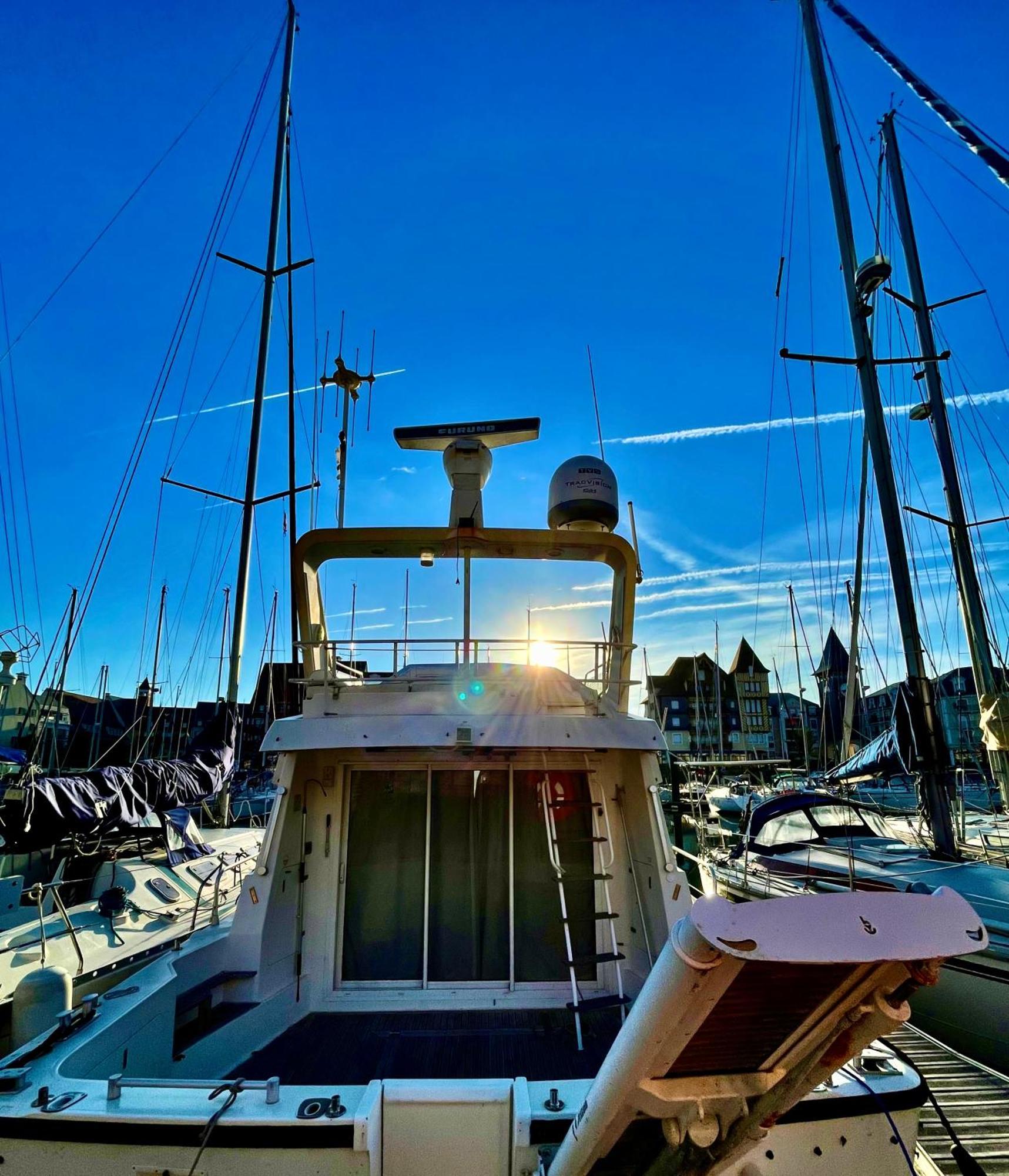 Yacht Botel